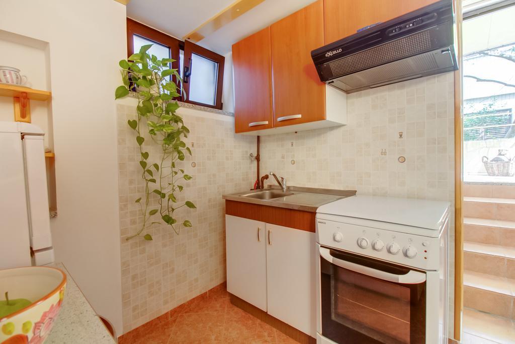 Apartments Franjo Mali Losinj Room photo